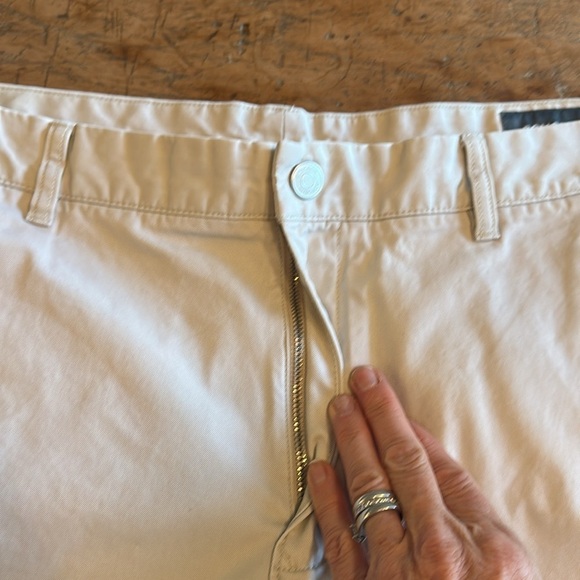 EUC Bonobos khaki shorts classic preppy flat front waist 40 - Picture 10 of 10